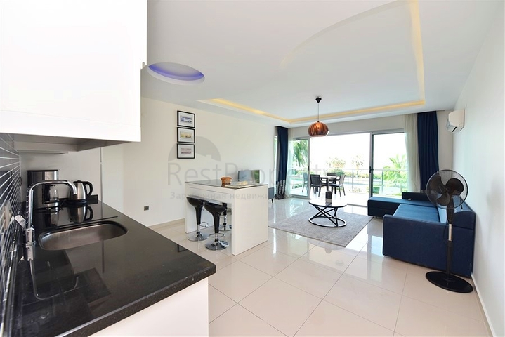 Просторная двухкомнатная квартира в 50 м от моря