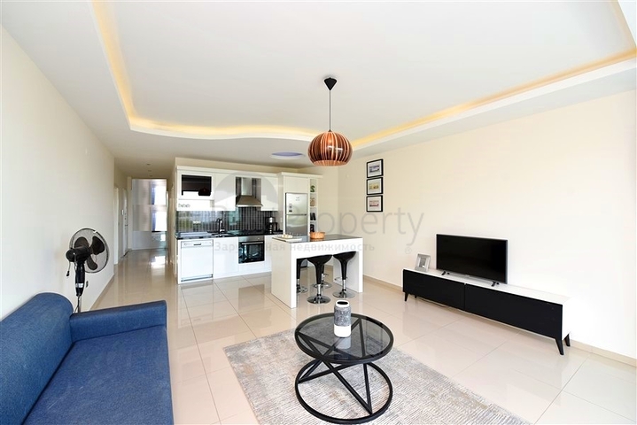 Просторная двухкомнатная квартира в 50 м от моря