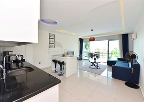 Просторная двухкомнатная квартира в 50 м от моря