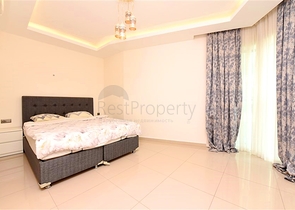 Просторная двухкомнатная квартира в 50 м от моря