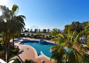 Просторная двухкомнатная квартира в 50 м от моря