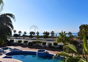 Просторная двухкомнатная квартира в 50 м от моря