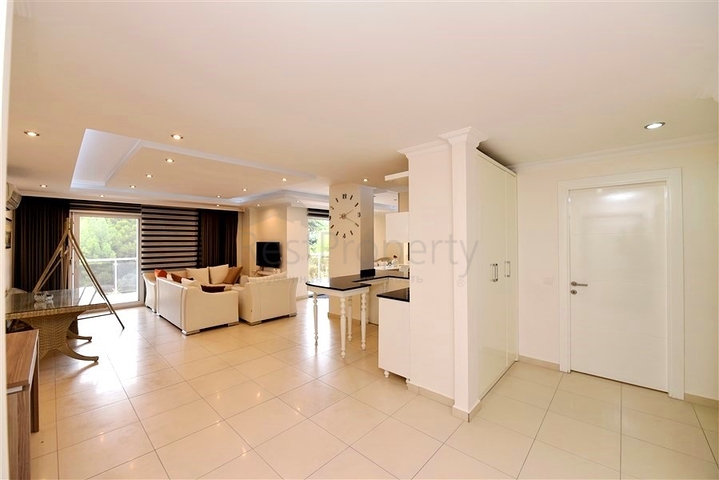 Просторная и светлая квартира 3+1 от собственника в районе Авсаллар