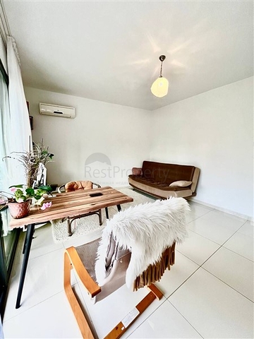 Просторная двухкомнатная квартира в жилом комплексе с развитой инфраструктурой в Кестеле