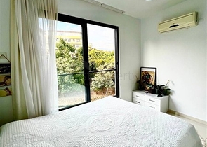 Просторная двухкомнатная квартира в жилом комплексе с развитой инфраструктурой в Кестеле