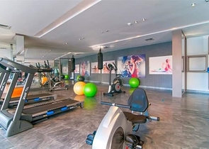 Просторная двухкомнатная квартира в жилом комплексе с развитой инфраструктурой в Кестеле