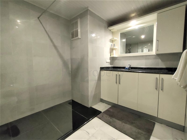 Шикарная квартира 2+1 с видом на море в районе Тосмур