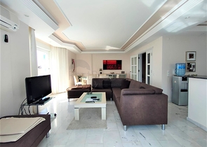 Шикарная квартира 2+1 с видом на море в районе Тосмур