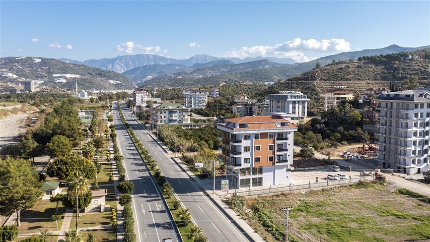 Пентхаус 4+1 в зеленом районе Демирташ