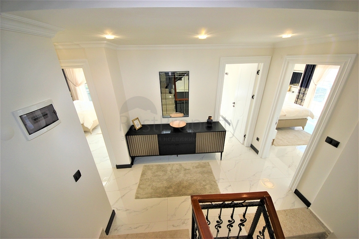 Уютная вилла с панорамным видом в районе Каргыджак