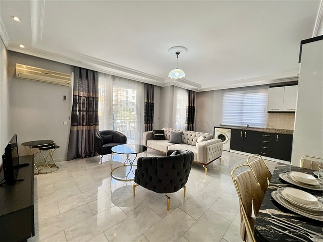 Трехкомнатная меблированная квартира в районе Оба