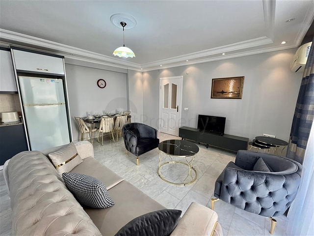 Трехкомнатная меблированная квартира в районе Оба