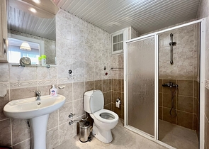 Трехкомнатная меблированная квартира в районе Оба