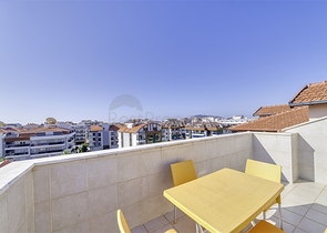 Просторный пентхаус от собственника планировкой 3+1 в районе Оба