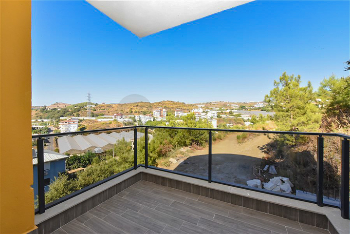 Квартира 1+1 в районе Конаклы в строящемся комплексе