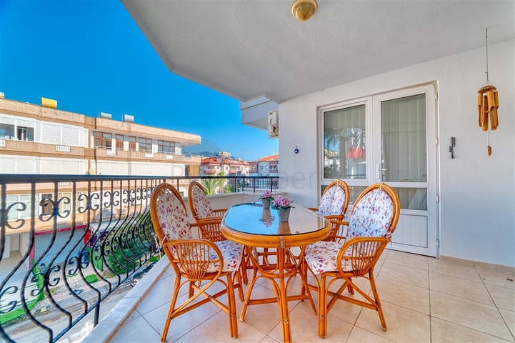 Трехкомнатная меблированная квартира в районе Оба