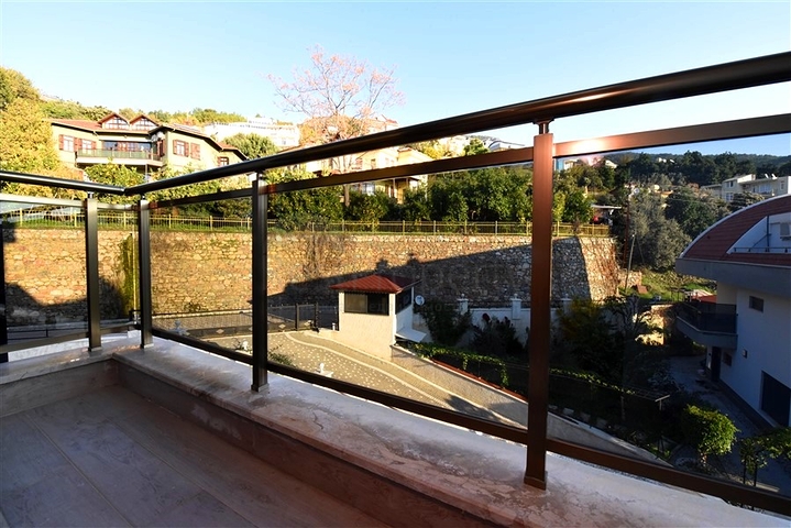 Пентхаус с панорамным видом на Cредиземное море