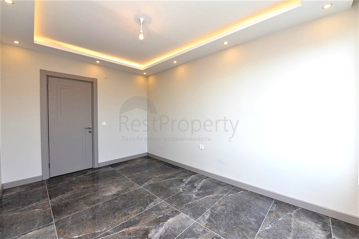 Пентхаус 3+1 с видом на Средиземное море в Махмутларе