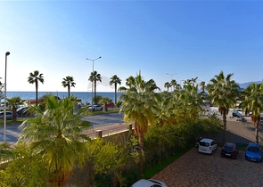 Пентхаус 3+1 с видом на Средиземное море в Махмутларе