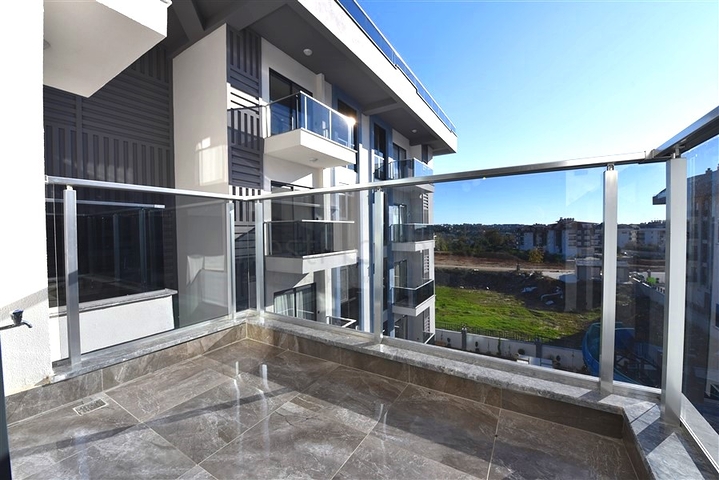 Уютная квартира 1+1 в комплексе с разнообразной инфраструктурой в районе Оба