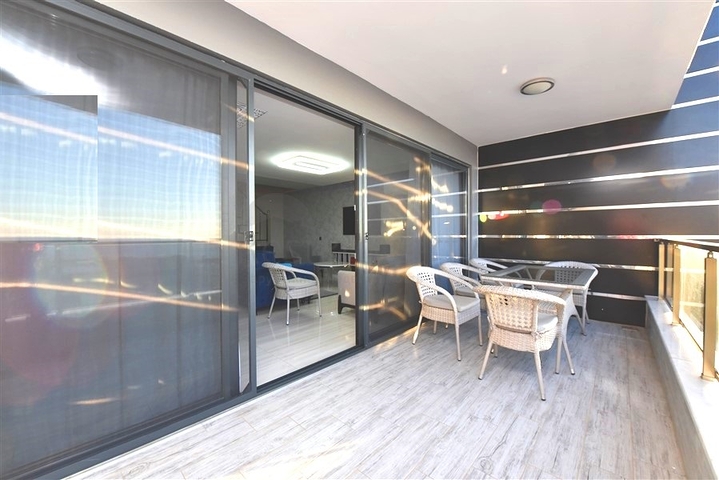 Пентхаус 2+1 с потрясающим видом в районе Каргыджак