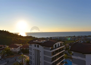 Пентхаус 2+1 с потрясающим видом в районе Каргыджак