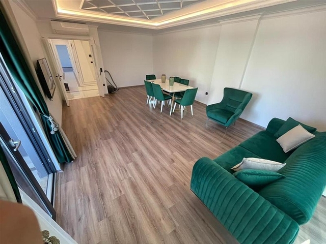 Шикарная квартира планировкой 3+1 с отдельной кухней в центральной части Алании