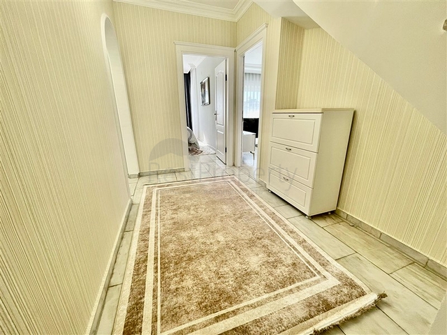 Пентхаус 4+1 в районе Оба