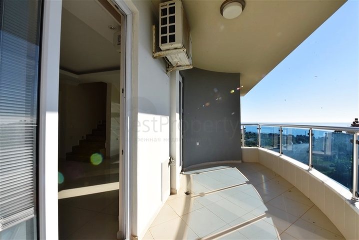 Квартира 2+1 с панорамным видом на море в районе пляжа Клеопатры