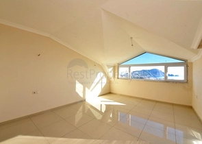 Квартира 2+1 с панорамным видом на море в районе пляжа Клеопатры