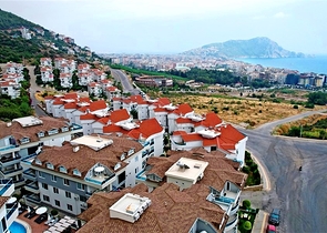 Квартира 2+1 с панорамным видом на море в районе пляжа Клеопатры