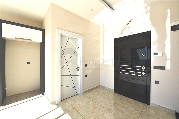 Пентхаус 2+1 с видом на море на Клеопатре