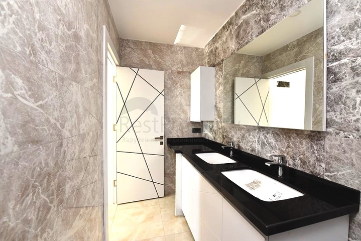 Пентхаус 2+1 с видом на море на Клеопатре