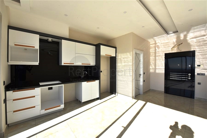 Пентхаус 2+1 с видом на море на Клеопатре