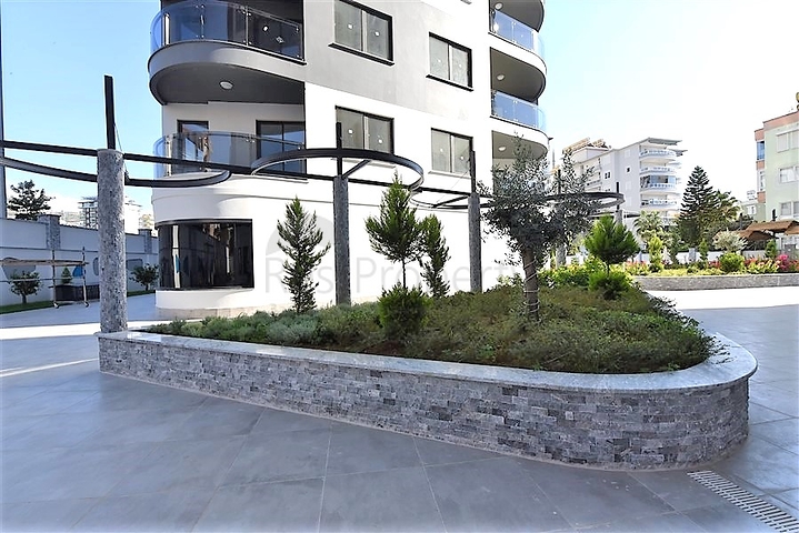 Пентхаус 2+1 с видом на море на Клеопатре