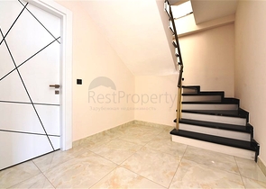 Пентхаус 2+1 с видом на море на Клеопатре