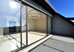 Пентхаус 2+1 с видом на море на Клеопатре