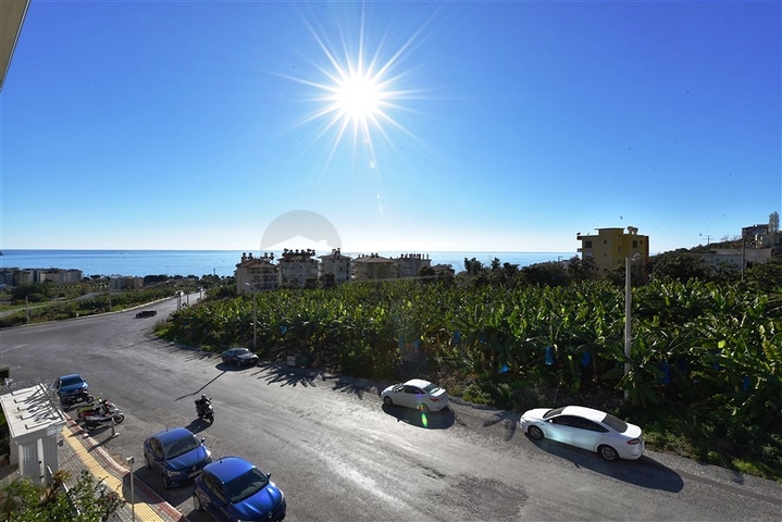 Пентхаус планировкой 2+1 на Клеопатре