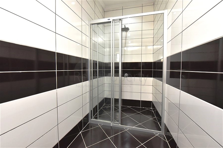 Пентхаус планировкой 2+1 на Клеопатре