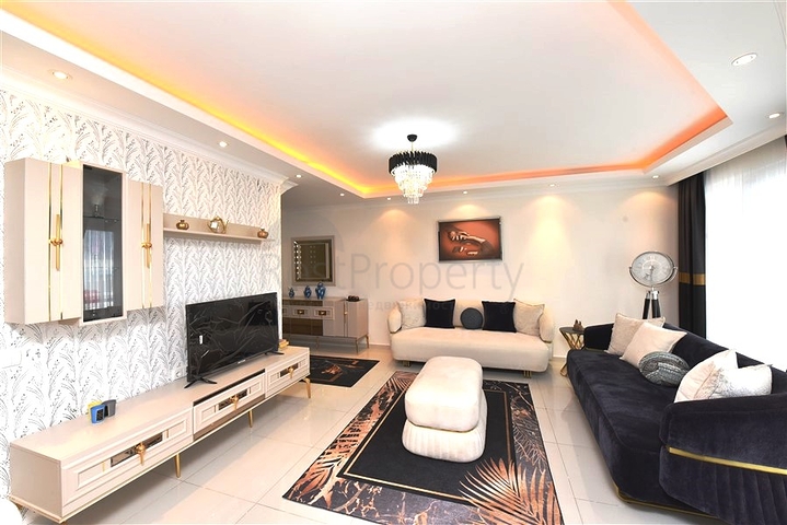 Пентхаус планировкой 2+1 на Клеопатре