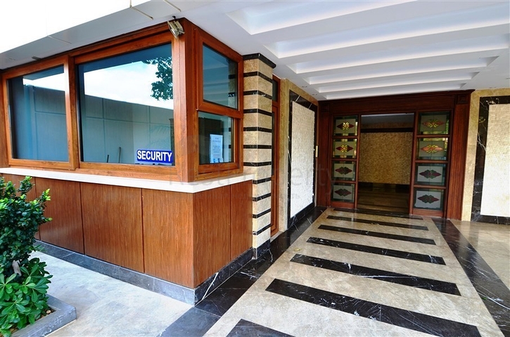 Пентхаус с панорамным видом на море в районе Тосмур