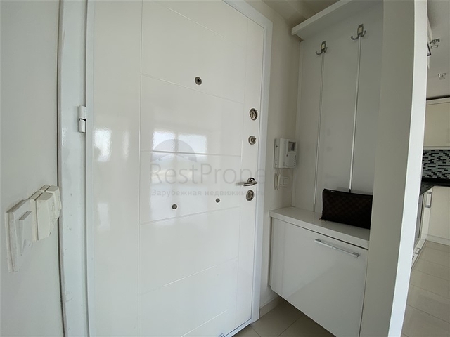 Пентхаус с панорамным видом на море в районе Тосмур