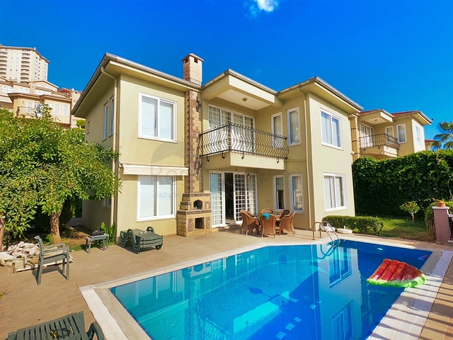 Видовая вилла в районе Каргыджак