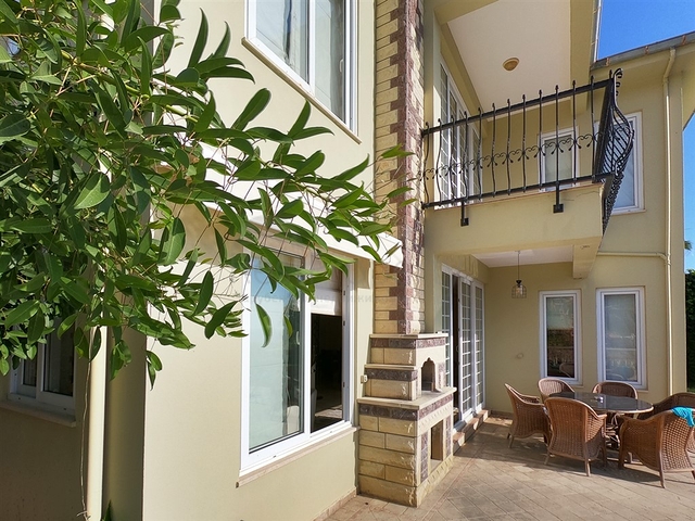 Видовая вилла в районе Каргыджак