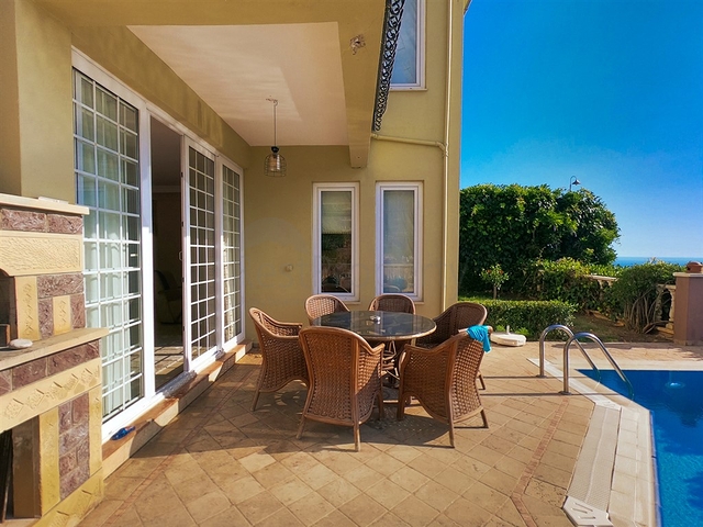 Видовая вилла в районе Каргыджак