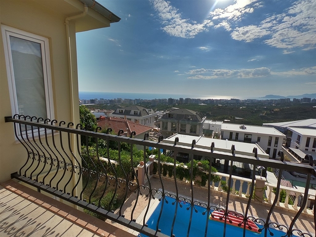 Видовая вилла в районе Каргыджак