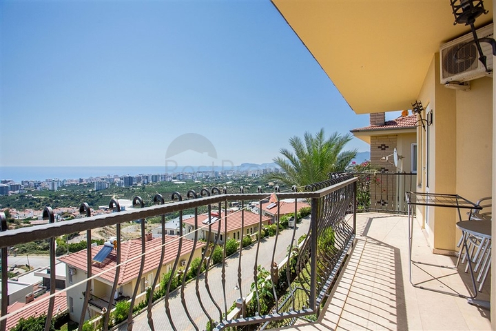 Вилла 4+1 в элитном районе Каргыджак 