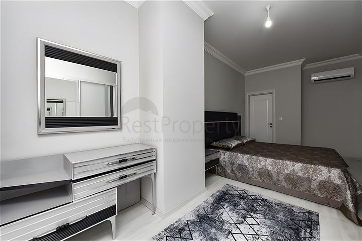 Квартира планировки 2+1 с отдельной кухней в новом доме 