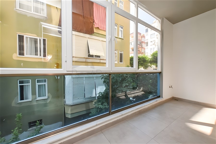 Квартира планировки 2+1 с отдельной кухней в новом доме 