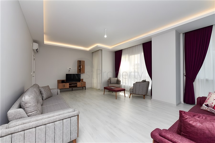 Квартира планировки 2+1 с отдельной кухней в новом доме 